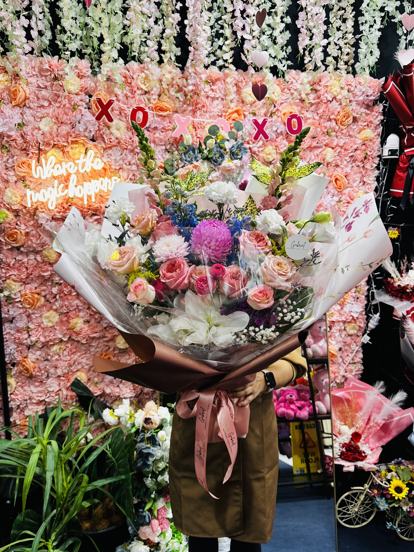 The Grand Romance Bouquet