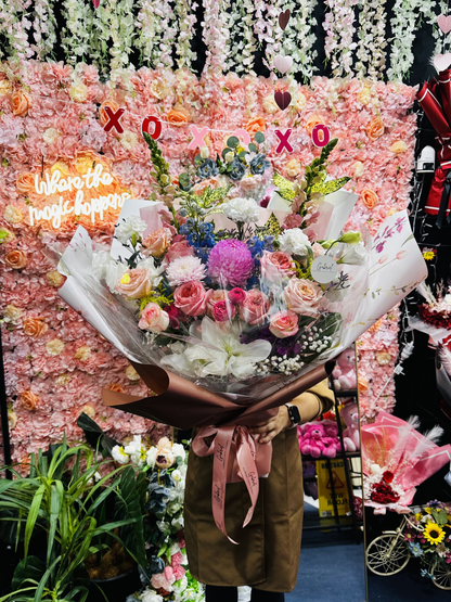 The Grand Romance Bouquet