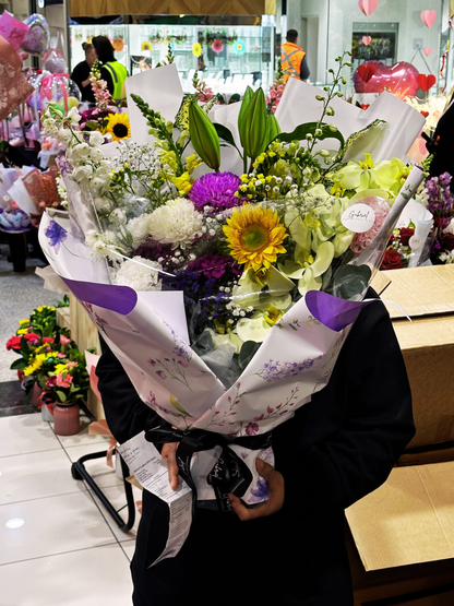 Bright Moments Bouquet